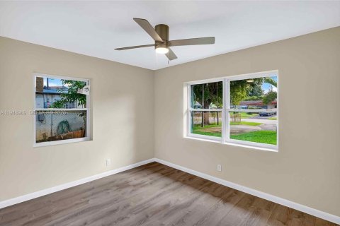 Купить виллу или дом в Форт-Лодердейл, Флорида 3 спальни, 100.61м2, № 2005266 - фото 23