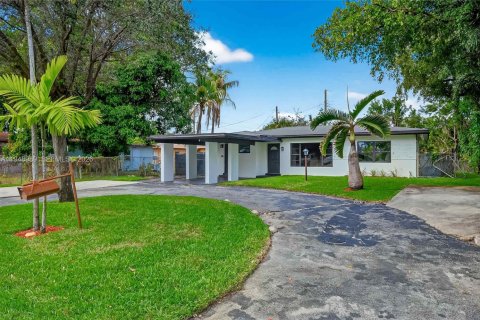 Купить виллу или дом в Форт-Лодердейл, Флорида 3 спальни, 100.61м2, № 2005266 - фото 4