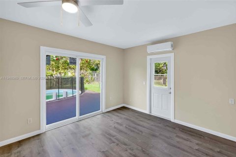 Купить виллу или дом в Форт-Лодердейл, Флорида 3 спальни, 100.61м2, № 2005266 - фото 14