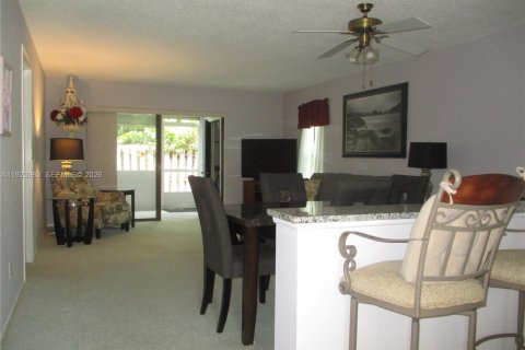 Condominio en venta en Stuart, Florida, 2 dormitorios, 100.71 m2 № 2000254 - foto 7