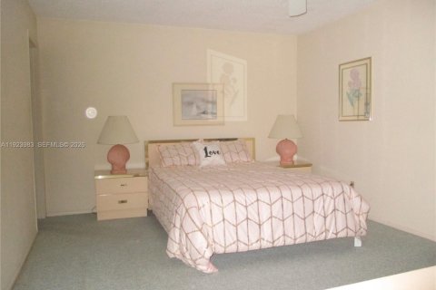 Condominio en venta en Stuart, Florida, 2 dormitorios, 100.71 m2 № 2000254 - foto 10