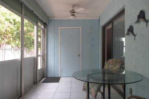 Condominio en venta en Stuart, Florida, 2 dormitorios, 100.71 m2 № 2000254 - foto 17