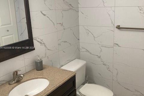 Copropriété à vendre à Hallandale Beach, Floride: 1 chambre, 80.82 m2 № 1937436 - photo 15