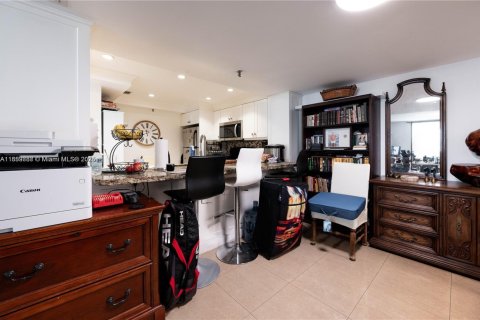 Купить кондоминиум в Майами-Бич, Флорида 2 спальни, 101.08м2, № 2194564 - фото 6