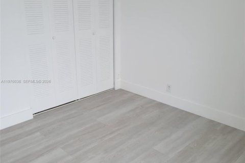 Condominio en alquiler en Aventura, Florida, 2 dormitorios, 105.35 m2 № 2040259 - foto 17