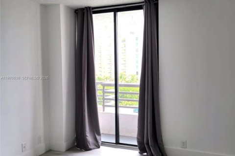 Condominio en alquiler en Aventura, Florida, 2 dormitorios, 105.35 m2 № 2040259 - foto 12