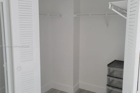 Condominio en alquiler en Aventura, Florida, 2 dormitorios, 105.35 m2 № 2040259 - foto 22