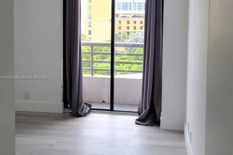 Condominio en alquiler en Aventura, Florida, 2 dormitorios, 105.35 m2 № 2040259 - foto 18