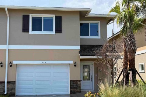 Touwnhouse à vendre à St. Lucie, Floride: 3 chambres, 157.19 m2 № 2431277 - photo 4