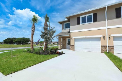 Touwnhouse à vendre à St. Lucie, Floride: 3 chambres, 157.19 m2 № 2431277 - photo 6