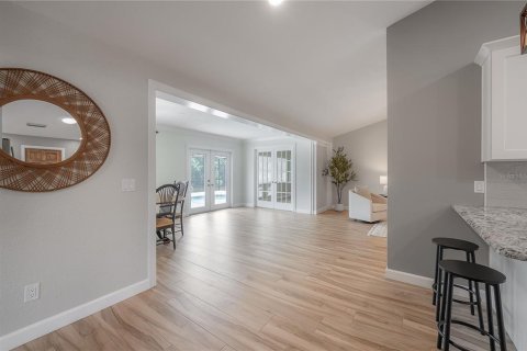 Casa en venta en Wesley Chapel, Florida, 3 dormitorios, 185.62 m2 № 1907493 - foto 2