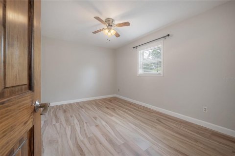 Casa en venta en Wesley Chapel, Florida, 3 dormitorios, 185.62 m2 № 1907493 - foto 19