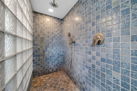 Villa ou maison à vendre à Jensen Beach, Floride: 5 chambres, 457.82 m2 № 2250442 - photo 30