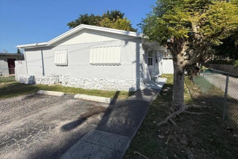 Villa ou maison à Homestead, Floride 3 chambres, 89.93 m2 № 2050952