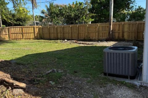 Villa ou maison à louer à Homestead, Floride: 3 chambres, 89.93 m2 № 2050952 - photo 14