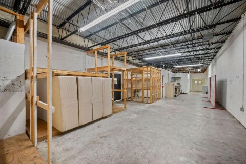 Commercial property in Lakeland, Florida 1226.68 sq.m. № 1770007 - photo 27