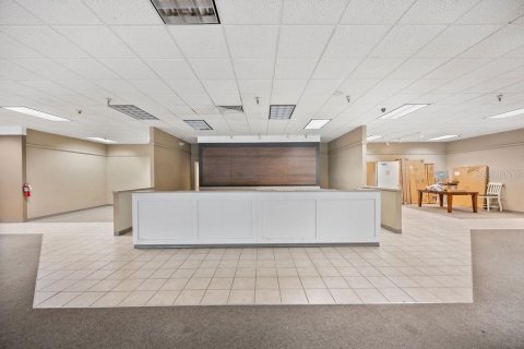 Commercial property in Lakeland, Florida 1226.68 sq.m. № 1770007 - photo 11