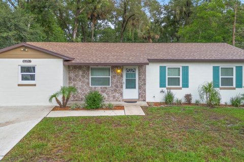 House in Orange City, Florida 4 bedrooms, 134.89 sq.m. № 1869332 - photo 1