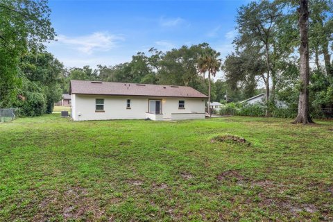 House in Orange City, Florida 4 bedrooms, 134.89 sq.m. № 1869332 - photo 17