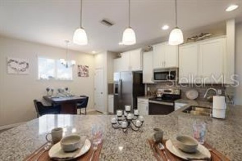 Condominio en alquiler en Sarasota, Florida, 2 dormitorios, 132.29 m2 № 1679649 - foto 4