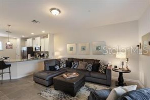 Condominio en alquiler en Sarasota, Florida, 2 dormitorios, 132.29 m2 № 1679649 - foto 2