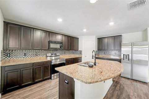 Villa ou maison à vendre à Kissimmee, Floride: 5 chambres, 181.53 m2 № 2360375 - photo 8