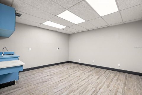 Immobilier commercial à louer à Eustis, Floride: 421.22 m2 № 2425744 - photo 21