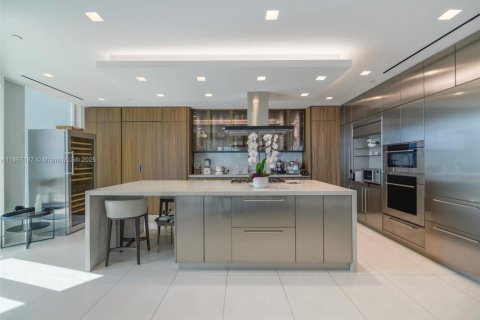 Condo in Sunny Isles Beach, Florida, 4 bedrooms  № 2073798 - photo 7