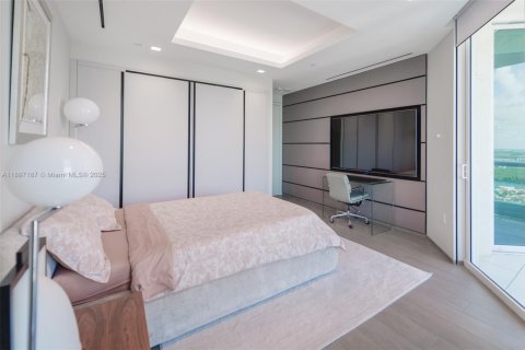 Condo in Sunny Isles Beach, Florida, 4 bedrooms  № 2073798 - photo 20