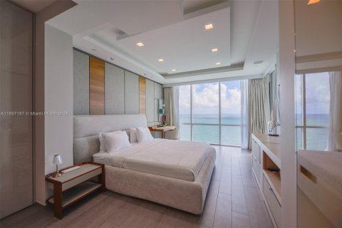 Condo in Sunny Isles Beach, Florida, 4 bedrooms  № 2073798 - photo 8
