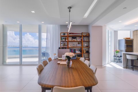 Condo in Sunny Isles Beach, Florida, 4 bedrooms  № 2073798 - photo 2