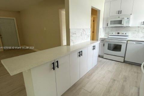 Casa en alquiler en West Park, Florida, 3 dormitorios, 108.7 m2 № 1927027 - foto 10