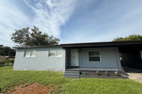 Casa en alquiler en West Park, Florida, 3 dormitorios, 108.7 m2 № 1927027 - foto 1