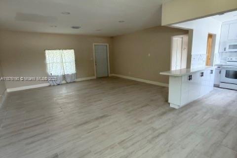 Casa en alquiler en West Park, Florida, 3 dormitorios, 108.7 m2 № 1927027 - foto 6