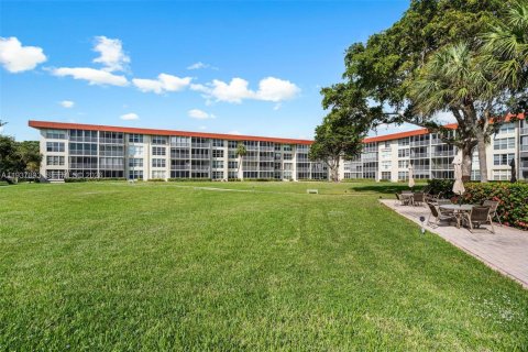 Copropriété à vendre à Lighthouse Point, Floride: 1 chambre, 83.61 m2 № 1995634 - photo 29