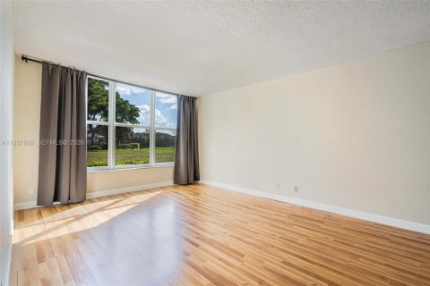 Copropriété à vendre à Lighthouse Point, Floride: 1 chambre, 83.61 m2 № 1995634 - photo 7