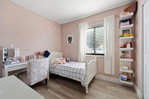 Villa ou maison à vendre à Miami, Floride: 3 chambres, 134.62 m2 № 1954155 - photo 25