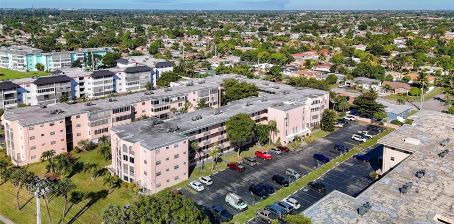 Condo à Lauderdale Lakes, Floride, 2 chambres № 2154161
