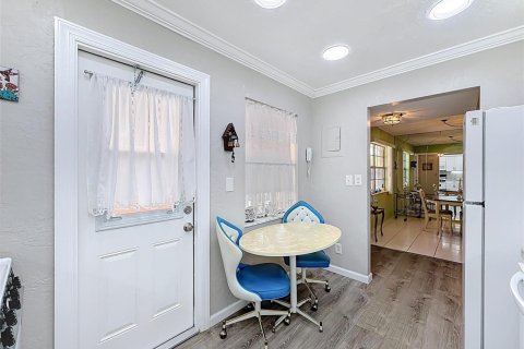 Copropriété à vendre à Lauderdale Lakes, Floride: 2 chambres, 102.38 m2 № 2154161 - photo 12