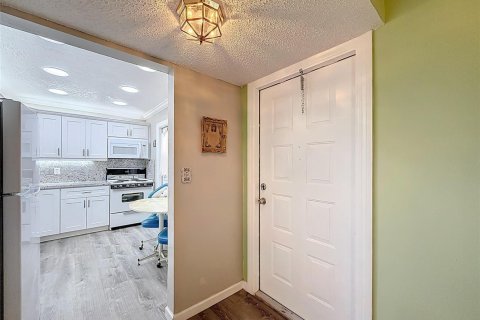 Copropriété à vendre à Lauderdale Lakes, Floride: 2 chambres, 102.38 m2 № 2154161 - photo 6