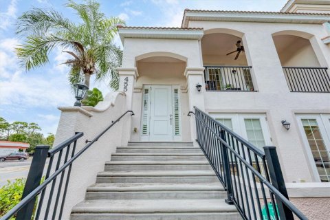 Condo à Venice, Floride, 2 chambres  № 2155646