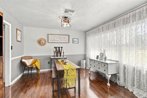 Villa ou maison à vendre à Lakeland, Floride: 3 chambres, 148.18 m2 № 2436707 - photo 5