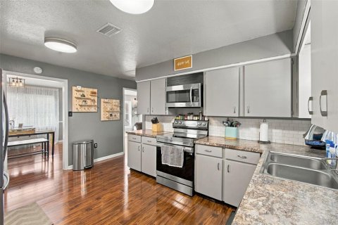 Villa ou maison à vendre à Lakeland, Floride: 3 chambres, 148.18 m2 № 2436707 - photo 28