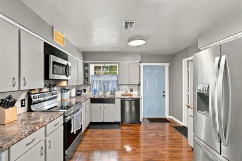 Villa ou maison à vendre à Lakeland, Floride: 3 chambres, 148.18 m2 № 2436707 - photo 24