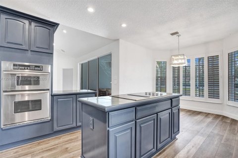 Villa ou maison à vendre à Coral Springs, Floride: 4 chambres, 284.84 m2 № 2072566 - photo 13