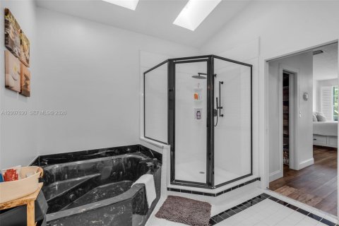 Villa ou maison à vendre à Coral Springs, Floride: 4 chambres, 284.84 m2 № 2072566 - photo 30