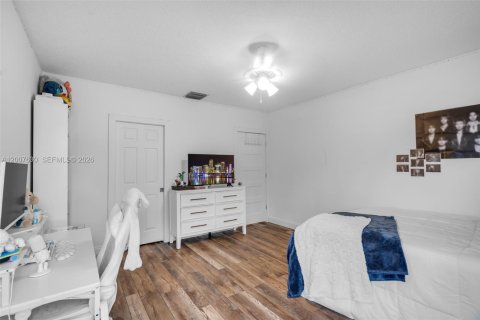 Villa ou maison à vendre à Coral Springs, Floride: 4 chambres, 284.84 m2 № 2072566 - photo 25