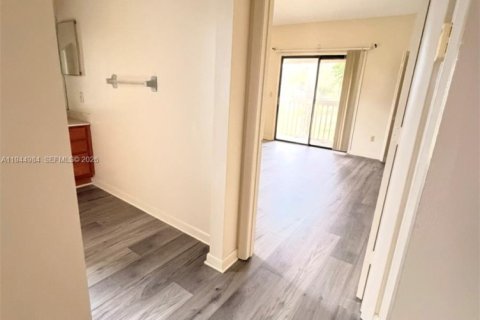 Casa en alquiler en Wellington, Florida, 2 dormitorios, 464.14 m2 № 2002304 - foto 14