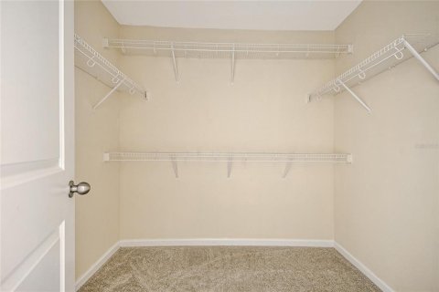 Touwnhouse à vendre à Orlando, Floride: 4 chambres, 151.15 m2 № 2347538 - photo 29