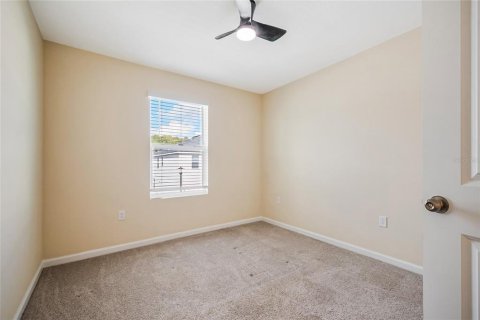 Touwnhouse à vendre à Orlando, Floride: 4 chambres, 151.15 m2 № 2347538 - photo 22